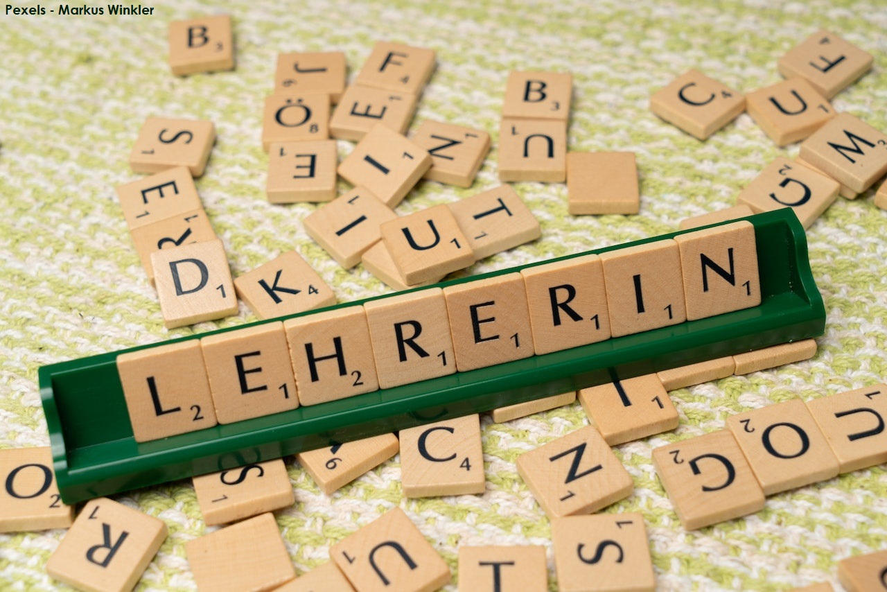 pexels-markus-winkler